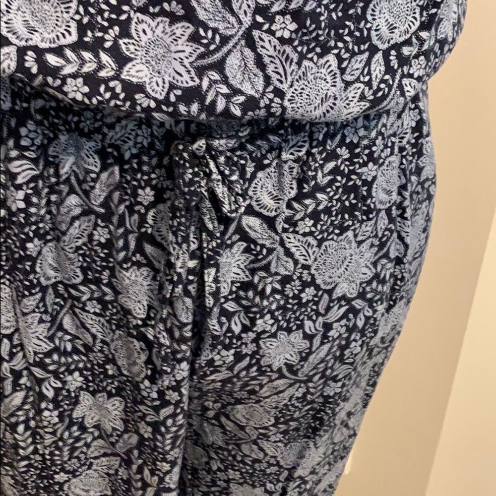 Jumpsuit - Picture 3 of 8